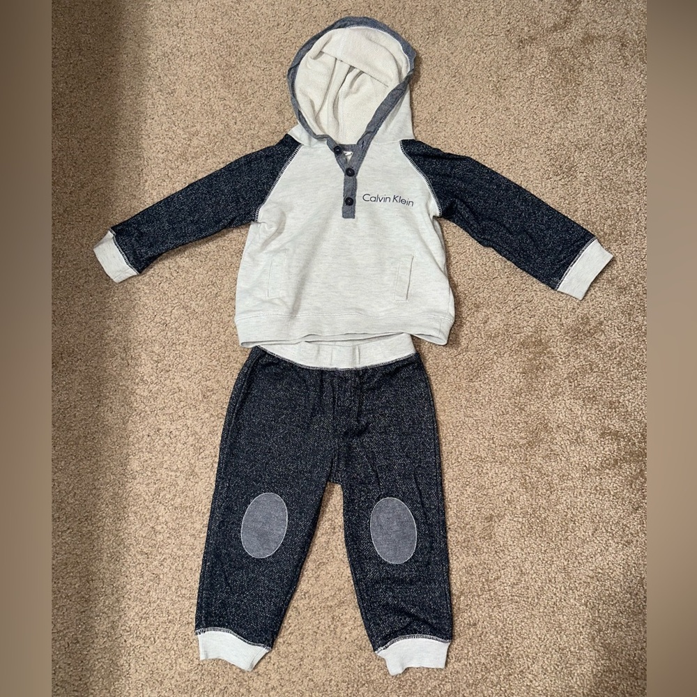 GUC | Calvin Klein sweat suit | 18 Months